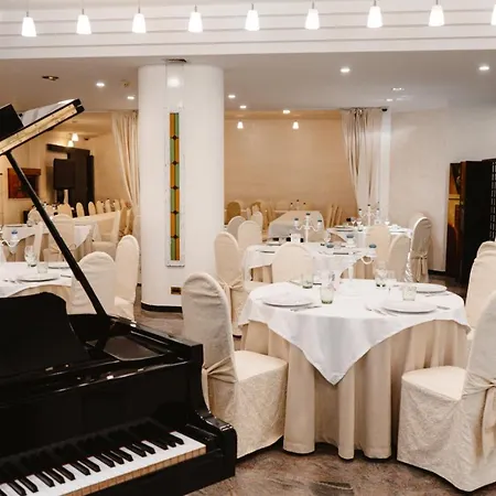 Accord Le Rose Hotel