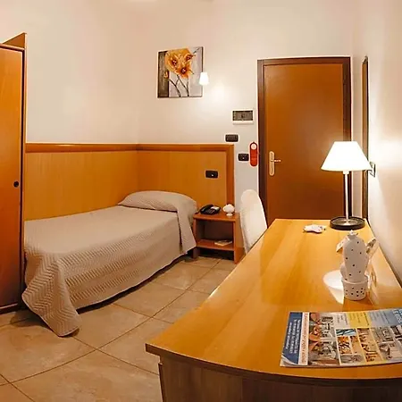 Hotel Accord Le Rose